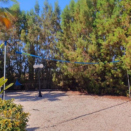 Larnaca Mansion Ideal For 3 Families Or More 외부 사진