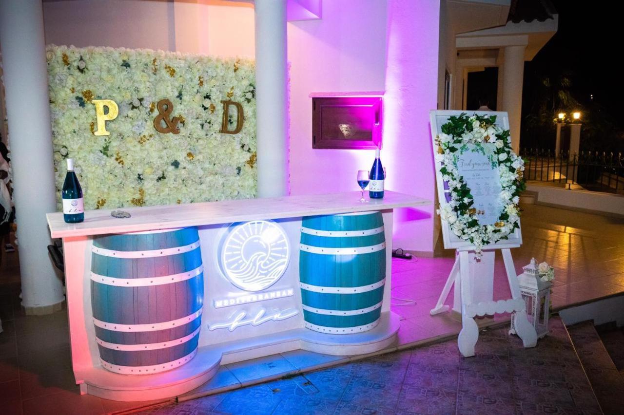 Larnaca Mansion Ideal For 3 Families Or More 외부 사진