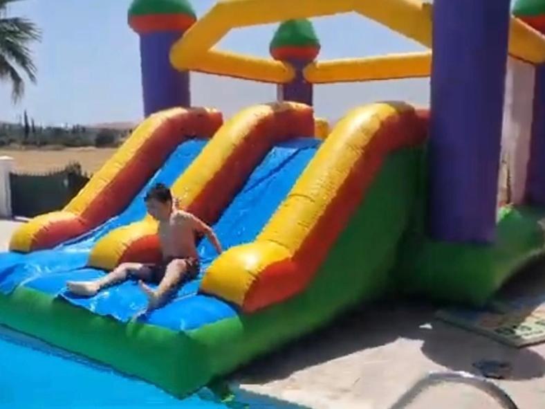 Larnaca Mansion Ideal For 3 Families Or More 외부 사진